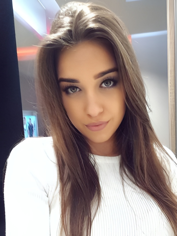 Анфиса привлекальеная девушка из Усть-кут цена от 5000 руб