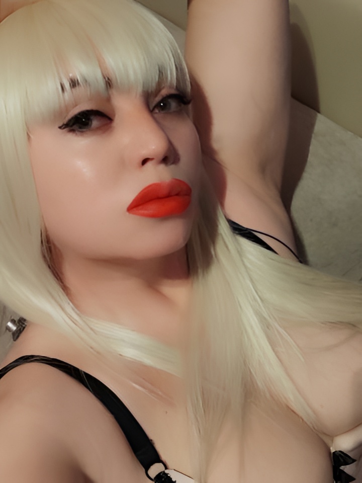 Фрида привлекальеная девушка из Усть-кут цена от 1500 руб