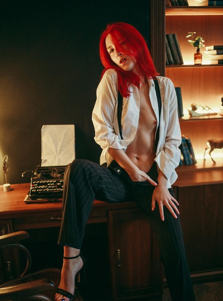 Алина привлекальеная девушка из Усть-кут цена от 6000 руб