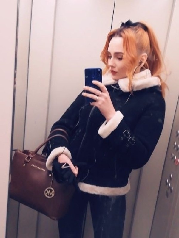 Лена привлекательная девушка из Усть-кут цена от 3000 руб